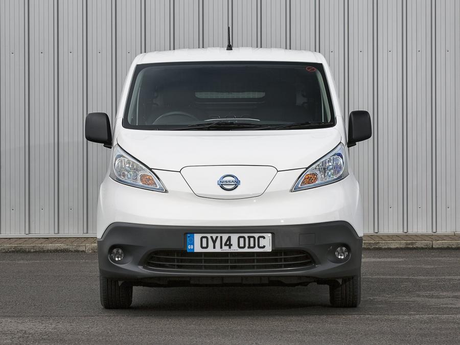  Nissan e-NV200 Van 2014 года  (UK) (фото 25 из 30)